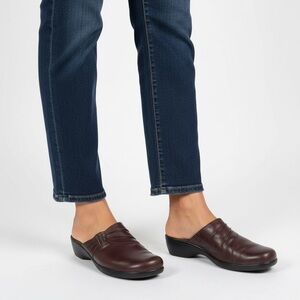 CLARKS BROWN LEATHER COMFORT SLIP-ON CLOGS WOMENS 9.5
